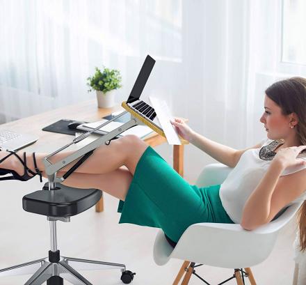 RoomyRoc Mobile Laptop Desk Lets You Lounge While You Work