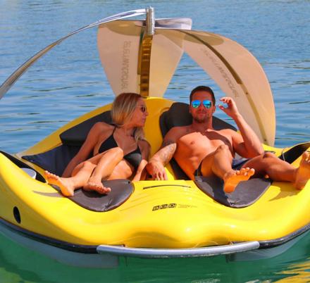 This Lake Lounger Scooter Electric Boat Lets You Scoot Around The Lake While You Relax And Sip Cocktails