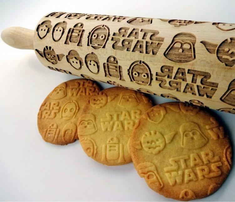 Star Wars Rolling Pin Makes Star Wars Imprinted Cookies
